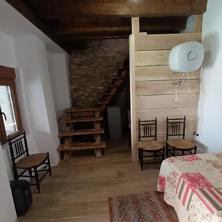 Uluru Fuentelcésped