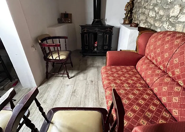 בית כפרי Uluru *