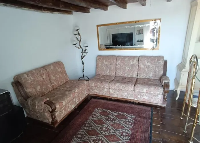 בית כפרי Uluru *