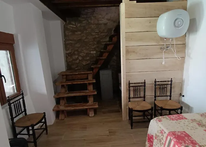 Uluru Fuentelcésped