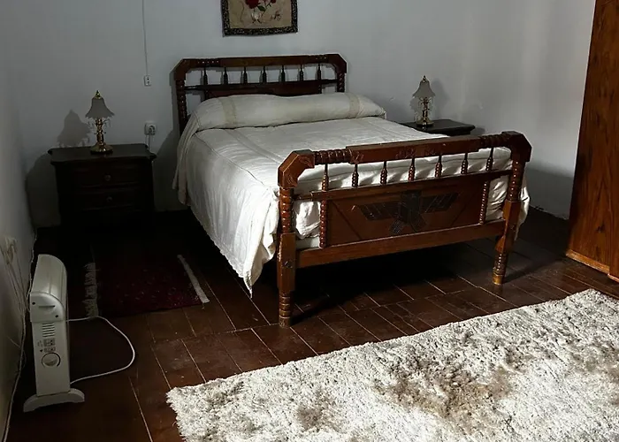 Uluru Fuentelcésped